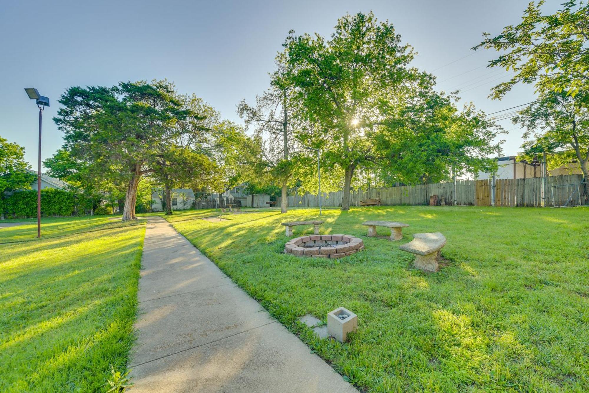 Waco Vacation Rental Near Magnolia Market エクステリア 写真